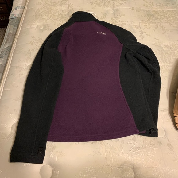 North Face Jacket - Picture 2 of 4